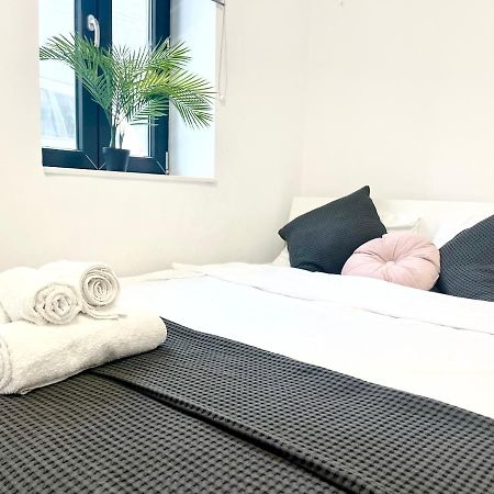 Apollo 1 Apartment บูคาเรสต์ ภายนอก รูปภาพ