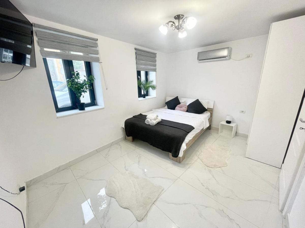 Apollo 1 Apartment บูคาเรสต์ ภายนอก รูปภาพ